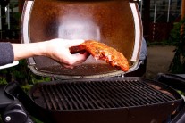 Recept na grilovaná žebra s arizonskou marinádou