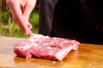 Recept na grilovaný bok s kávovou marinádou