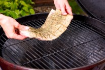 Recept na vepřový bok s estragonem a česnekovo-paprikovou omáčkou