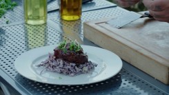 Recept na grilovanou roládu z vepřového bůčku se skořicí