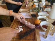 Zakouřená panenka s mesclun salátem a pomerančem