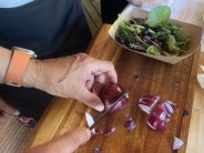 Zakouřená panenka s mesclun salátem a pomerančem