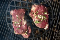 Recept na hovězí steak s kmínem a rozmarýnem