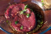 Recept na grilovaný steak z falešné svíčkové