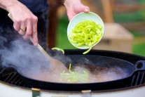 Recept na hovězí guláš na grilu