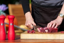 Recept na hovězí guláš na grilu