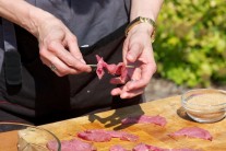 Recept na hovězí saté na grilu