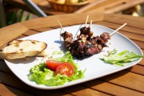 Recept na hovězí saté na grilu