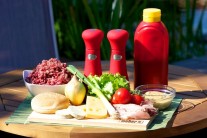 Recept na hamburger s bylinkovým máslem