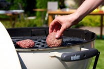 Recept na hamburger s bylinkovým máslem