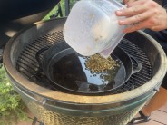 Grilovaný Flank Steak s pepřovou omáčkou