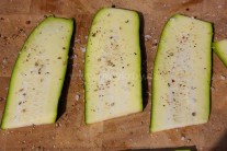 Recept na grilované závitky z cukety