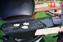 Recept na grilovaný lilek s česnekem