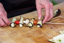 Recept na grilované lilkové závitky se sýrem