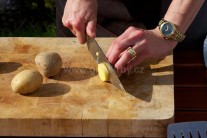 Recept na voňavé zapečené brambory