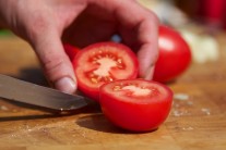 Recept na grilovaná rajčata s česnekem