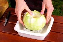 Recept na grilované zelí se slaninou