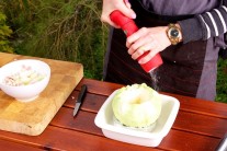 Recept na grilované zelí se slaninou