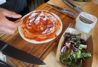 Alsaský koláč s crème fraîche a chřestem