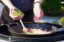 Recept na paella na grilu