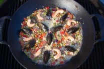 Recept na paella na grilu